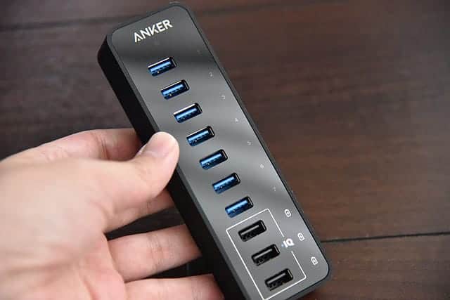 Anker セルフパワー USBハブ