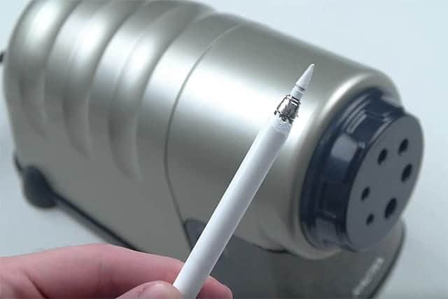 X-ACTOの電動鉛筆削り機で削られたAppleペンシル