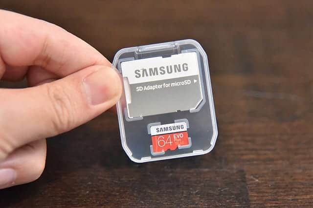 micro SD カードも購入