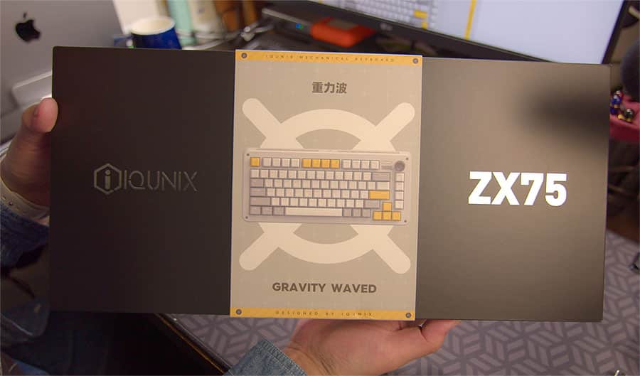 IQUNIX ZX75 パッケージ