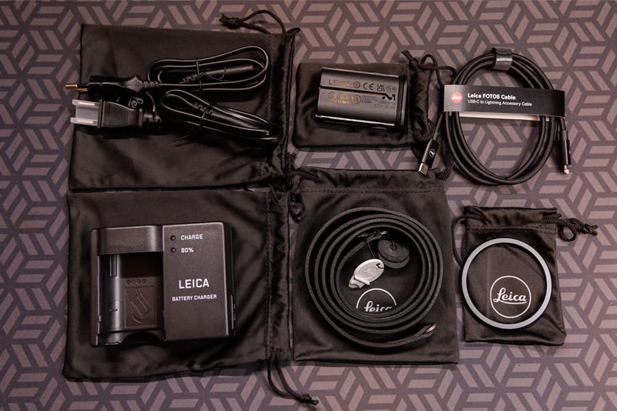 Leica Q3 付属品一覧
