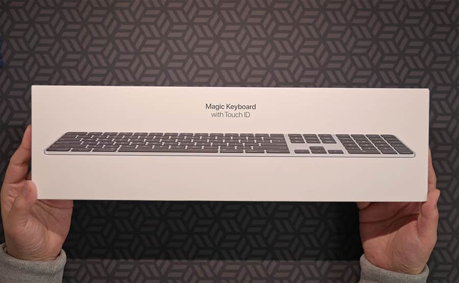 Appleシリコン搭載Macモデル用Touch ID搭載Magic Keyboardのブラックキーモデル（テンキー付き）