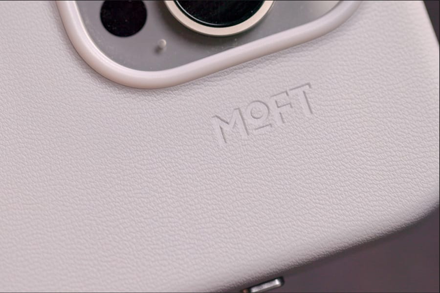 1か月使ったMOFT MOVAS iPhone 15 Proケース