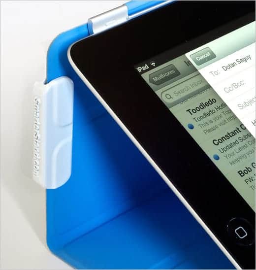 iPadのスマートカバーの角度を自在に変えられる便利なクリップ- Smarter Stand