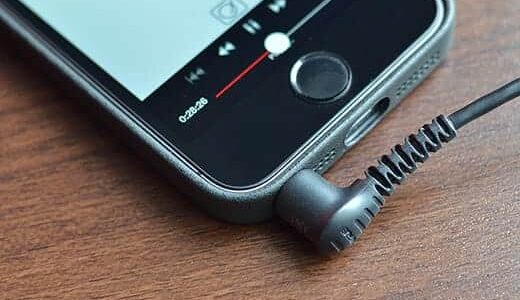 アップル純正のiPhoneレザーケースでもSHUREのイヤホンプラグは挿せる！使える！