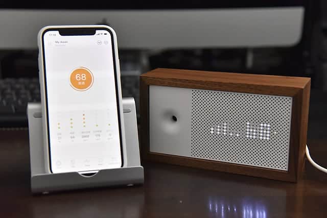 空気品質モニター Awair