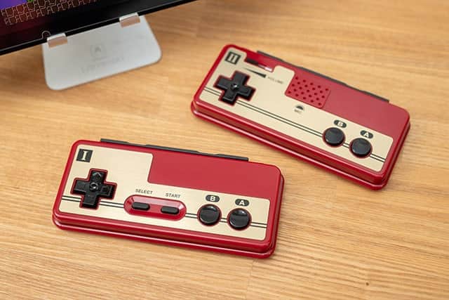 懐かしい！形・大きさそのまま！Nintendo Switchで使えるファミコンコントローラー